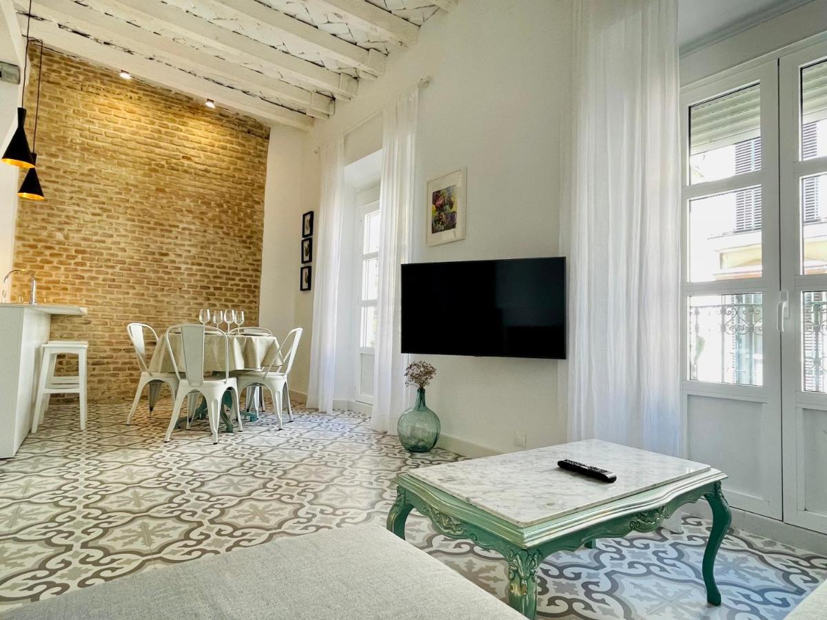 Modern Apartment In The City Centre, La Alameda Севилья Экстерьер фото