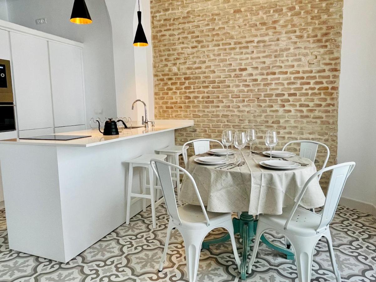 Modern Apartment In The City Centre, La Alameda Севилья Экстерьер фото