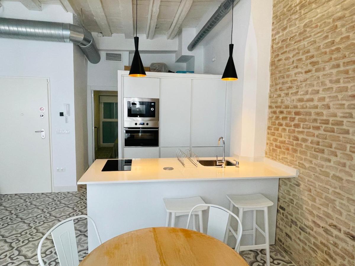 Modern Apartment In The City Centre, La Alameda Севилья Экстерьер фото