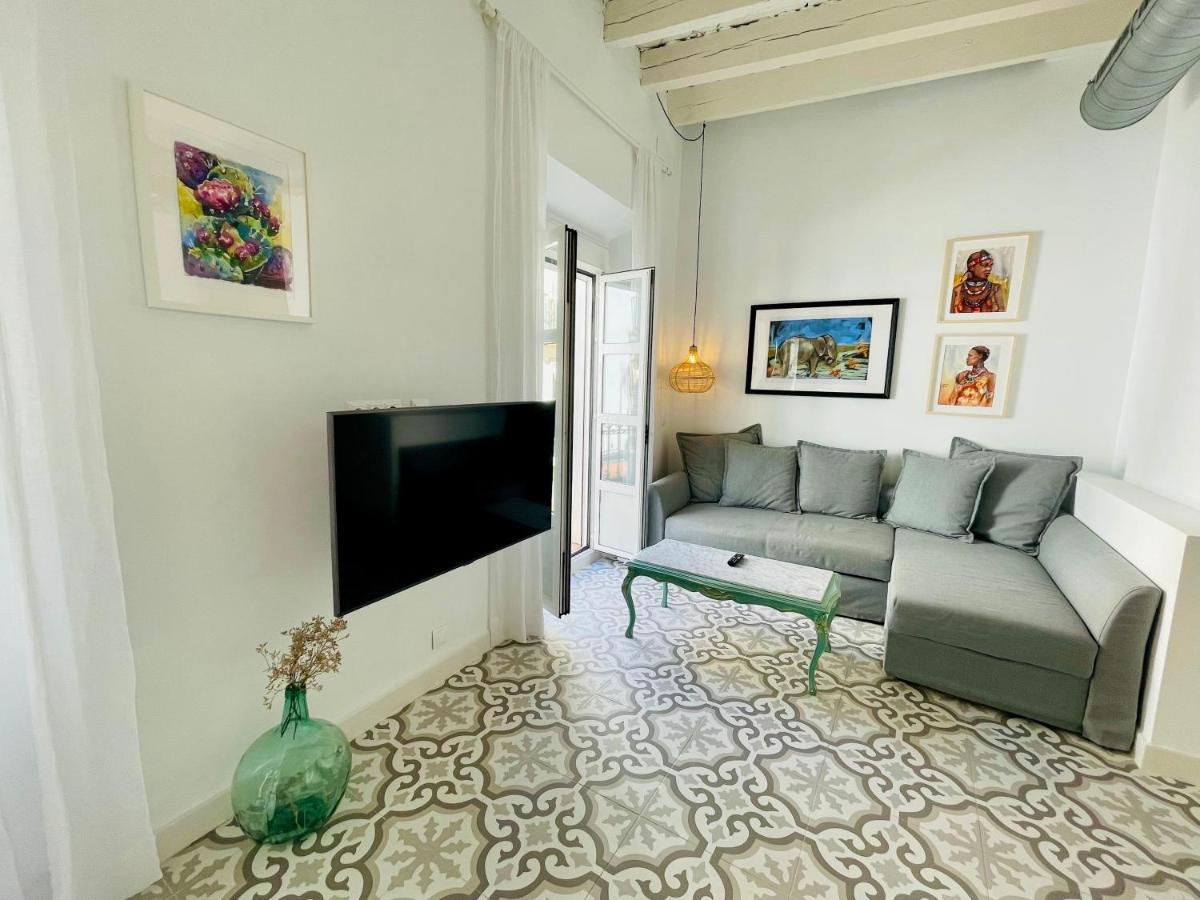 Modern Apartment In The City Centre, La Alameda Севилья Экстерьер фото