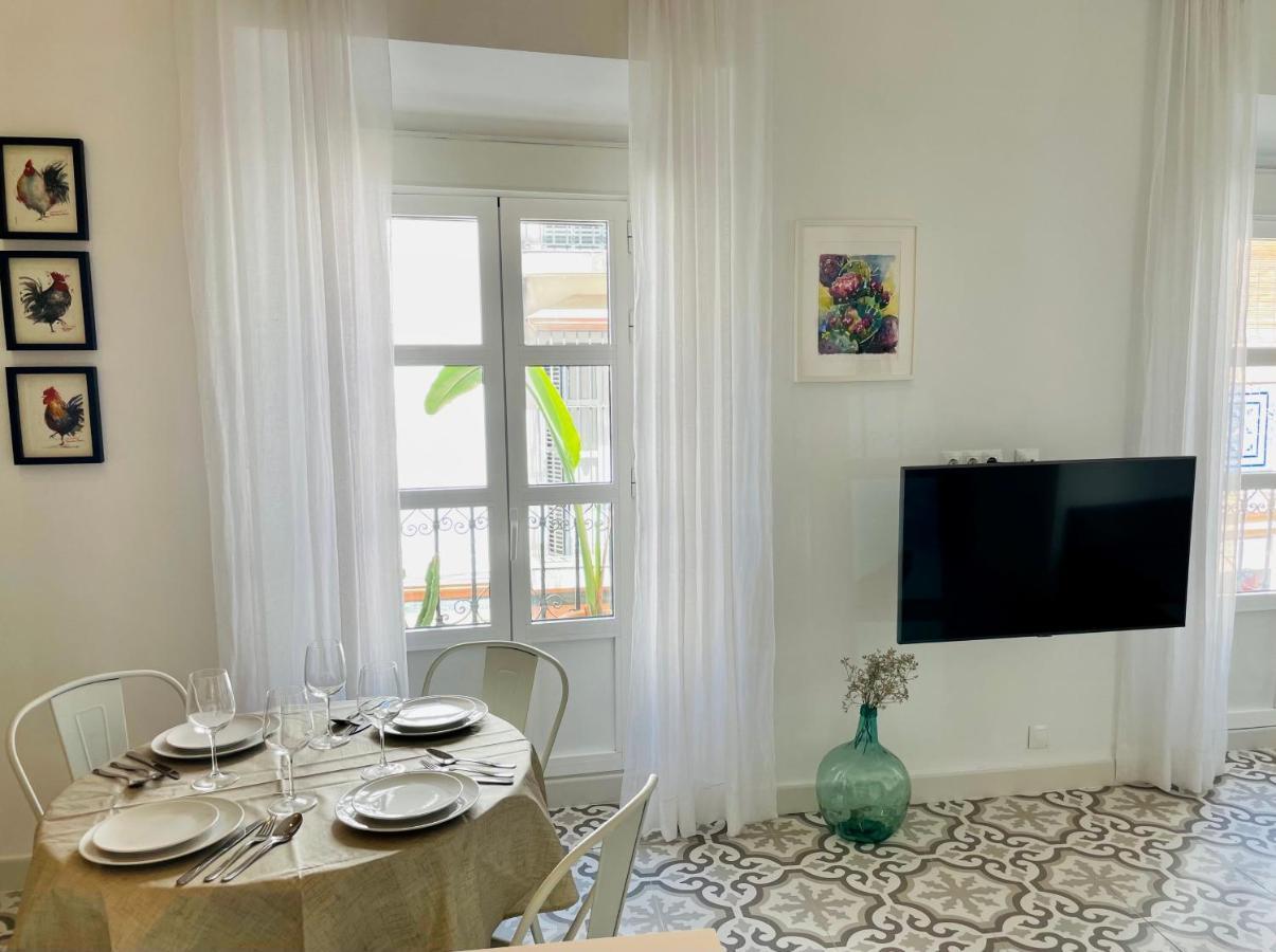 Modern Apartment In The City Centre, La Alameda Севилья Экстерьер фото